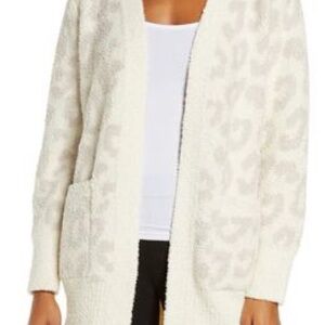 Barefoot DreamsCream Leopard Print Women's Sweater sz Medium